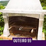 Casa Outeiro 99 *