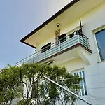 Casa Outeiro 99