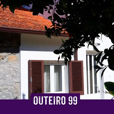 בית נופש Casa Outeiro 99 *