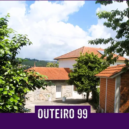 別荘 Casa Outeiro 99 パレーデス・デ・コウラ