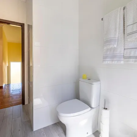 펜션 Casa Outeiro 99 파레드스 드 코라