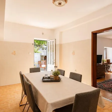Casa Outeiro 99