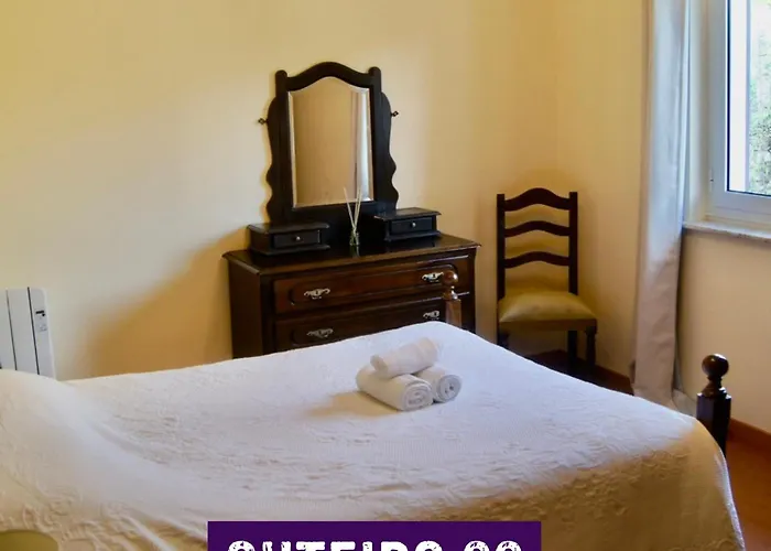 Casa Outeiro 99 파레드스 드 코라