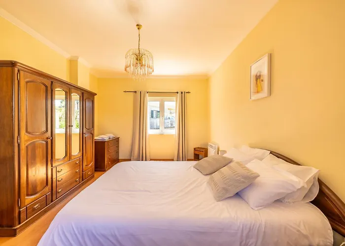 Casa Outeiro 99 펜션