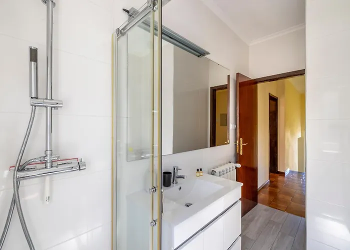 Casa Outeiro 99 펜션 파레드스 드 코라